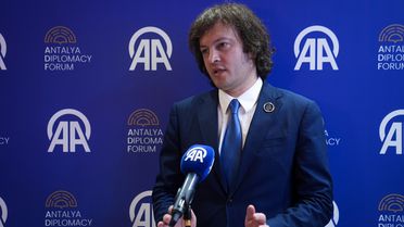 Gürcistan Başbakanı'ndan Savaş ve Barış Vurgusu