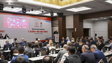 Halit Albayrak, Buz Hokeyi Federasyonu Başkanlığına Yeniden Seçildi