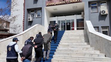 Iğdır'da Göçmen Kaçakçılığı Operasyonu