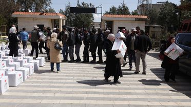 İHH, Kuneytra'da 300 Aileye Gıda Yardımı