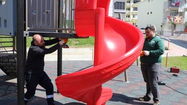 İlkadım'da Park Bakım Çalışmaları Devam Ediyor