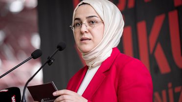 Sömürgeciliğe Sanatla Bakış