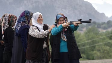 Morteza Atabaki'nin '32 Metre' Belgeseli Türkiye'de Prömiyer Yaptı