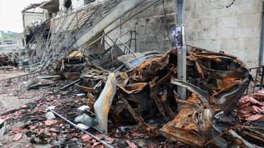 İsrail'in şiddetli saldırılarla hedef aldığı Lübnan'ın Nebatiye kentinde geride büyük bir yıkım kaldı