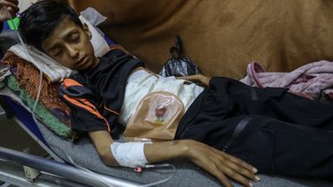 İsrail Saldırısında Yaralanan Çocuğun Hayat Mücadelesi