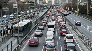 İstanbul'da Trafik Yoğunluğu Yüzde 81'e Çıktı