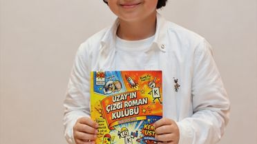 9 Yaşındaki Uzay Kaan'dan Kitap