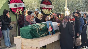 Acı Vedalaşma: Doktor Beyza Nur Pürmüs Defnedildi