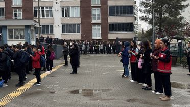 Kahramanmaraş'ta okul saldırısında hayatını kaybeden öğretmen ile öğrenciler anıldı