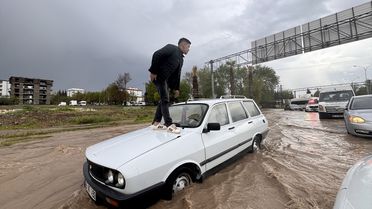Kahramanmaraş'ta Sağanak Yağış Hayatı Olumsuz Etkiliyor