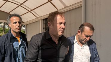 Kendisini öğrencilerine siper eden Ayla öğretmeni eşi gözyaşlarıyla anlattı