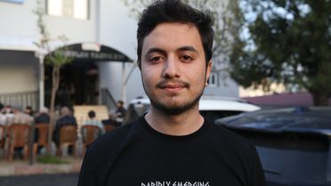 Öğrencilere siper olan Ayla öğretmenin oğulları: Tek tesellimiz...