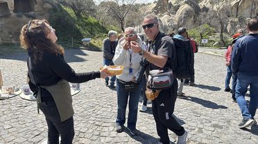 Göreme'de Türk Kahvesi ve Lokum İkramı
