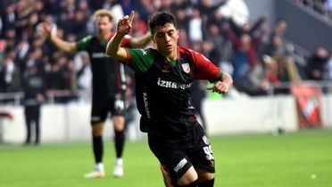 Karşıyaka'nın Genç Yıldızları Parlıyor