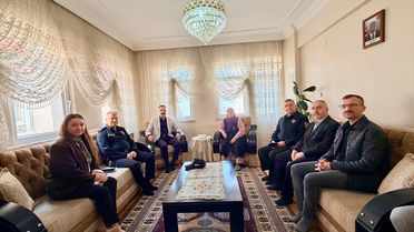 Kaymakam Mustafa Ayvat'tan şehit annelerine Anneler Günü ziyareti