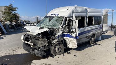 Kayseri'de Kaza: 8 Yaralı