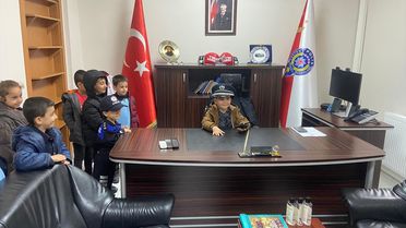 Öğrenciler Keban'da Polisi Ziyaret Etti