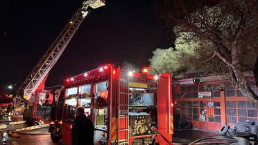 Konya’da Oto Lastikçi Yangını: 2 Yaralı