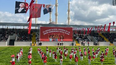 Kumluca'da 23 Nisan Coşkuyla Kutlandı