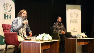 Küresel Sumud Filosu aktivistleri 'Özgürlük ve Sumud Filosu Akdeniz'e Açılıyor' programında konuştu