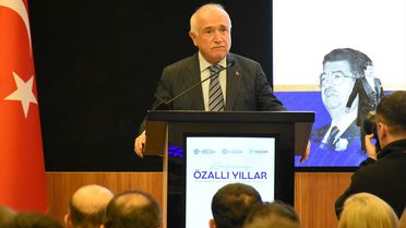 Özal, 33. Yılında Anıldı