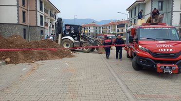 Kanalizasyon Çalışmasında Göçük: 1 İşçi Hayatını Kaybetti