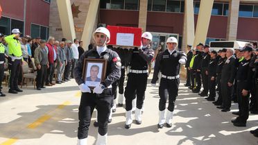 Manisa'da iki motosikletin çarpıştığı kazada izinli polis memuru hayatını kaybetti