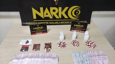 Turgutlu'da Uyuşturucu Operasyonu: 2 Tutuklama