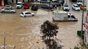 Mardin'de Sağanak Yağış Su Taşkınlarına Neden Oldu