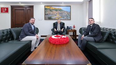 Yılın Hekimi Dr. Gültekin Vali'yi Ziyaret Etti