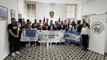 Marmaris'te Gençler için Yapay Zeka Eğitimi