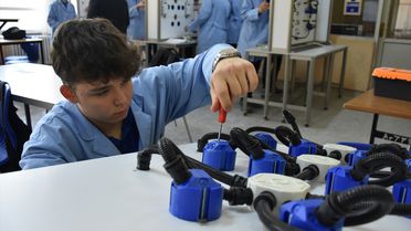 Bilecik Lisesi'nde Öğrenciler Eğitici Setler Üretti