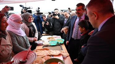 Bakan Tekin Van'da Öğrencilerle Bir Araya Geldi