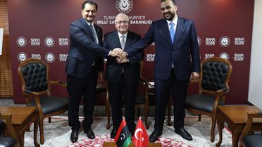Bakan Güler Libya Savunma Yetkilileri ile Görüştü