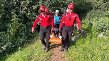 Fethiye'de Doğa Yürüyüşünde Kaza: Ayağı Kırılan Adam Kurtarıldı