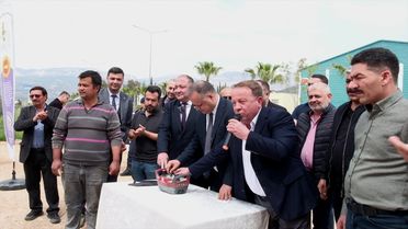 Mut'ta Yeni Ticaret Binası Temeli Atıldı