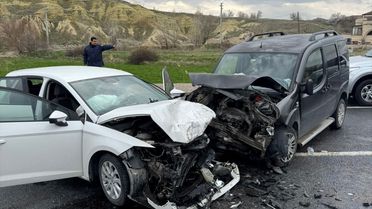 Ürgüp'te Trafik Kazası: 4 Yaralı