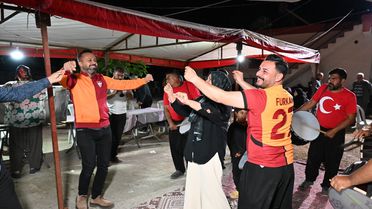Galatasaray Şampiyonluğu Düğünde Coşku Yaratı