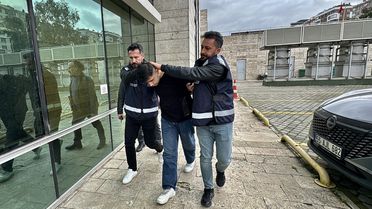 Samsun'da Bıçaklı Cinayet: Şüpheli Adliyeye Sevk Edildi