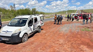 Siverek'te Trafik Kazası: 6 Yaralı