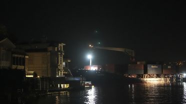 Sarıyer'de Konteyner Gemisi Karaya Oturdu