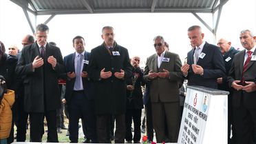 Şehit infaz koruma memuru Yiğit, Ağrı'da mezarı başında anıldı