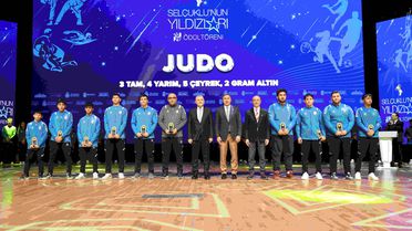 Selçuklu’nun yıldızları ödüllendirildi