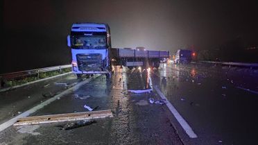 TAG Otoyolu'nda Feci Kaza: 1 Ölü, 1 Yaralı