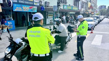 Tarsus'ta Motosiklet Denetimi: 64 Sürücüye 652 Bin Lira Ceza