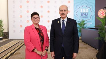 TBMM Başkanı Kurtulmuş, AKPM Başkanı Bayr ile Görüştü