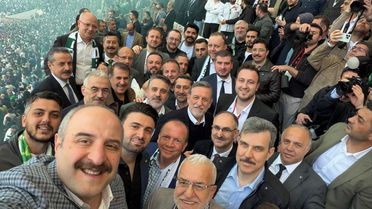 Varank'tan Bursaspor'a Kutlama