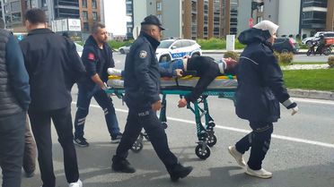 Motosiklet Yaya Çarptı, Kadın Yaralandı