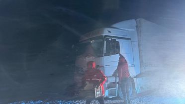 Tendürek Geçidi'nde Kar Engeli