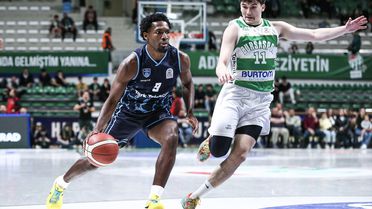 Türk Telekom'dan Zorlu Galibiyet